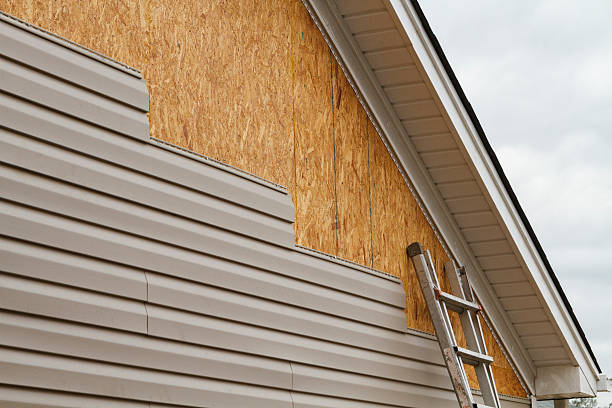 24/7 Emergency Vinyl Siding experts in Entriken, PA